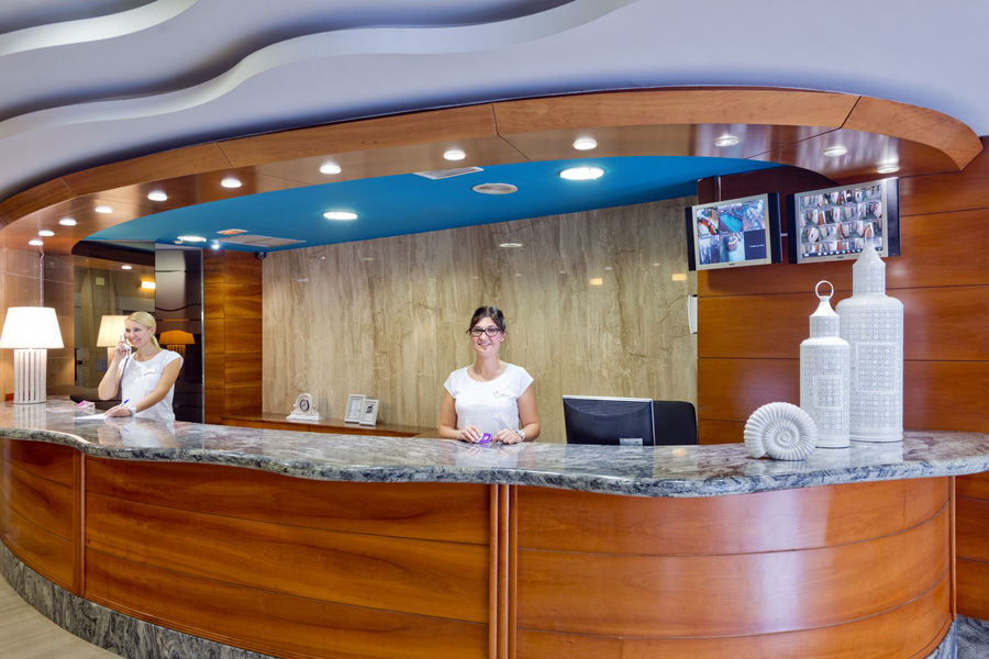 Hotel Port Eugeni 4*
