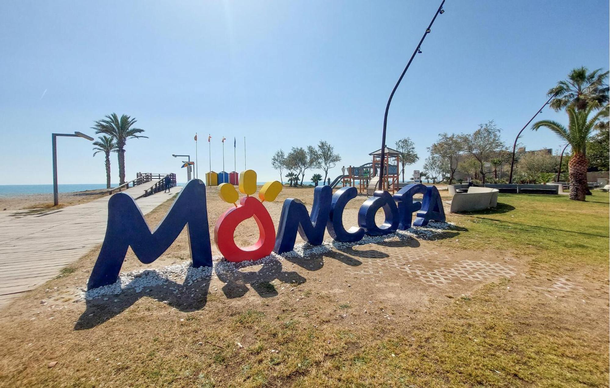 Apartment 2 Bedroom Awesome In Moncofa *