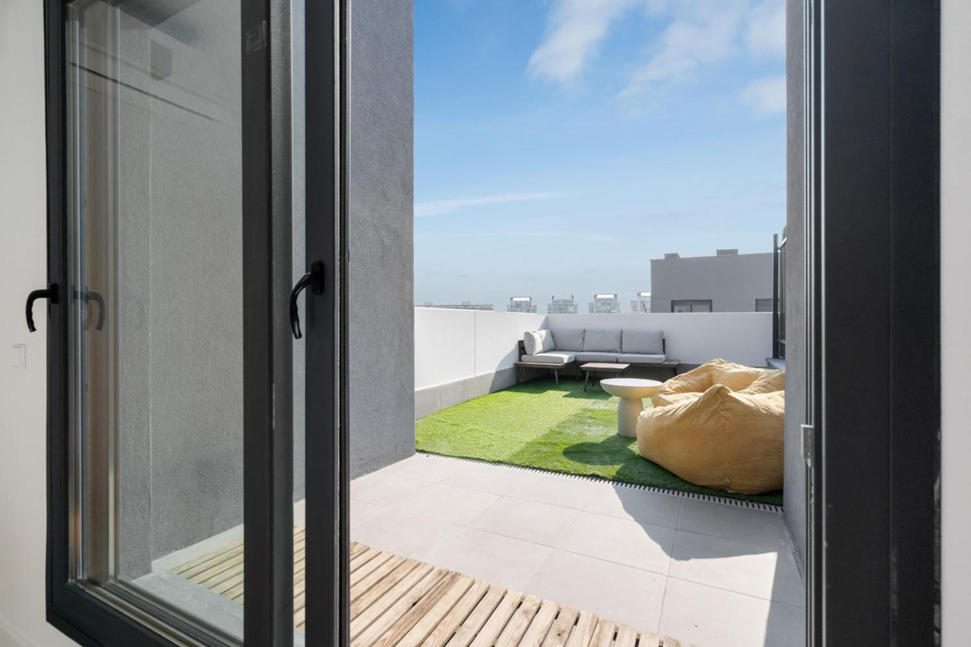 Atico Duplex Con Piscina Y Parking Incluido Alquiler Temporal