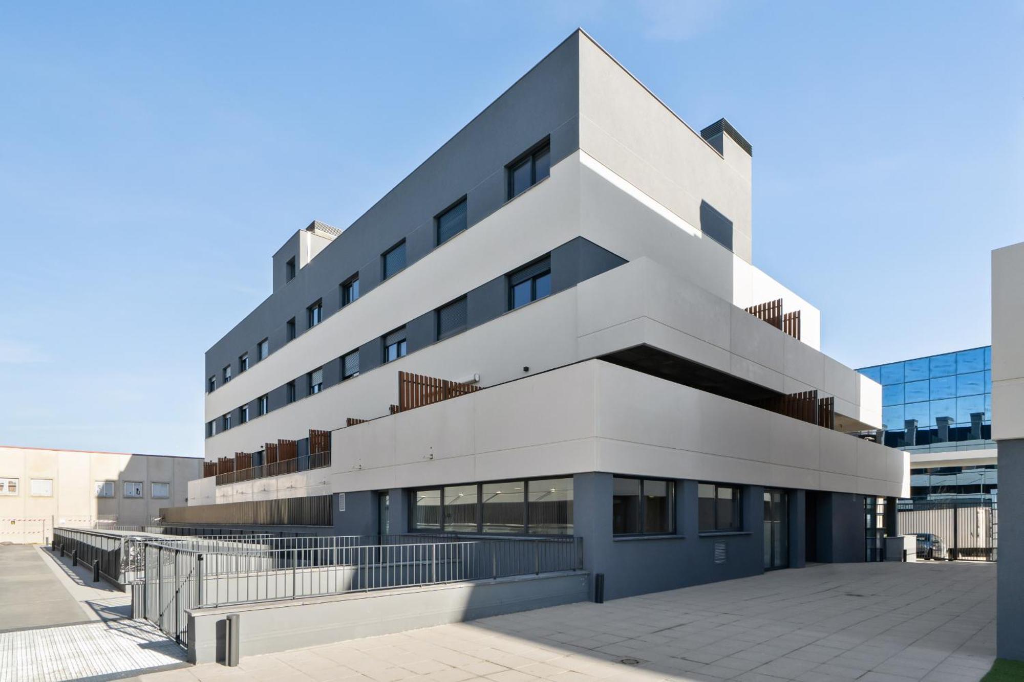 Atico Duplex Con Piscina Y Parking Incluido Alquiler Temporal * San Sebastián de los Reyes