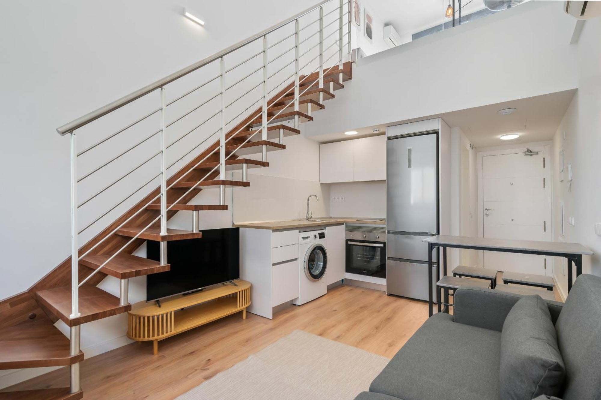 Atico Duplex Con Piscina Y Parking Incluido Alquiler Temporal Apartamento San Sebastián de los Reyes