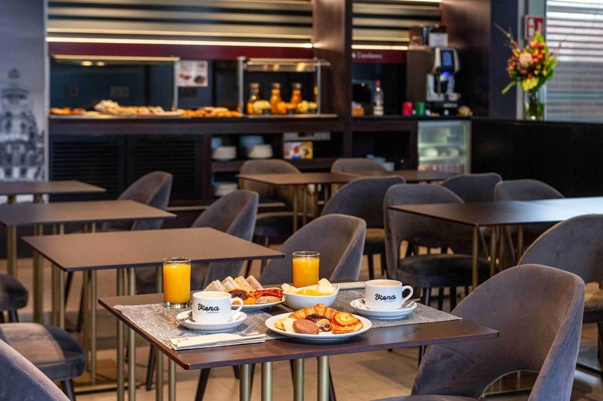 Viena Plaza De España Apartahotel Madrid
