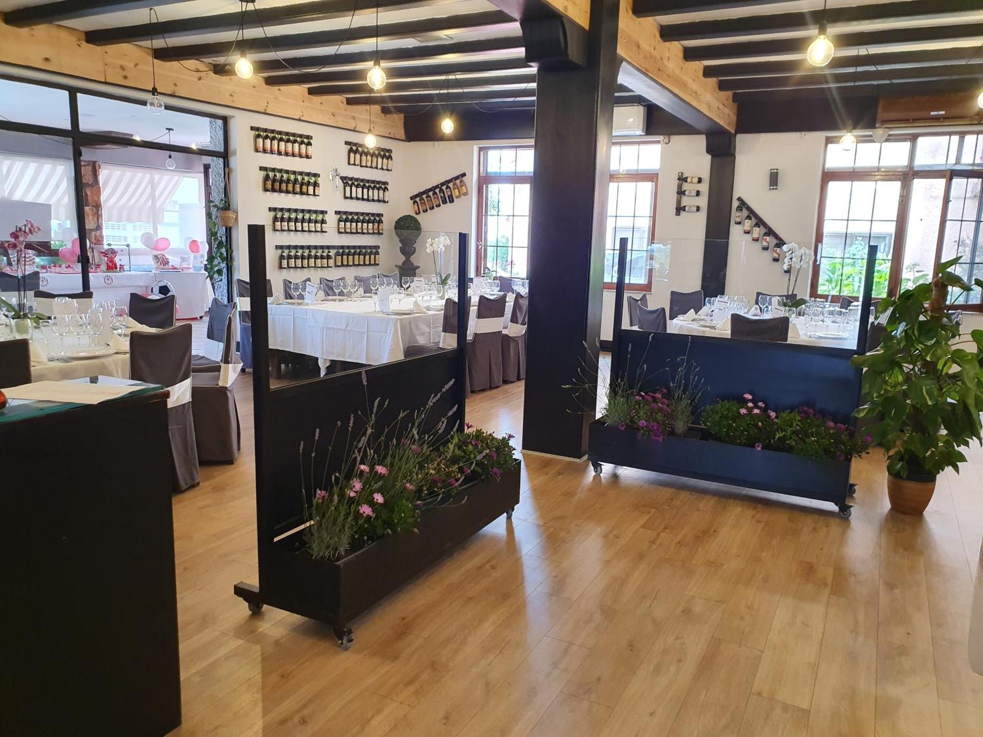 Hotel Cuatro Calzadas Martinamor