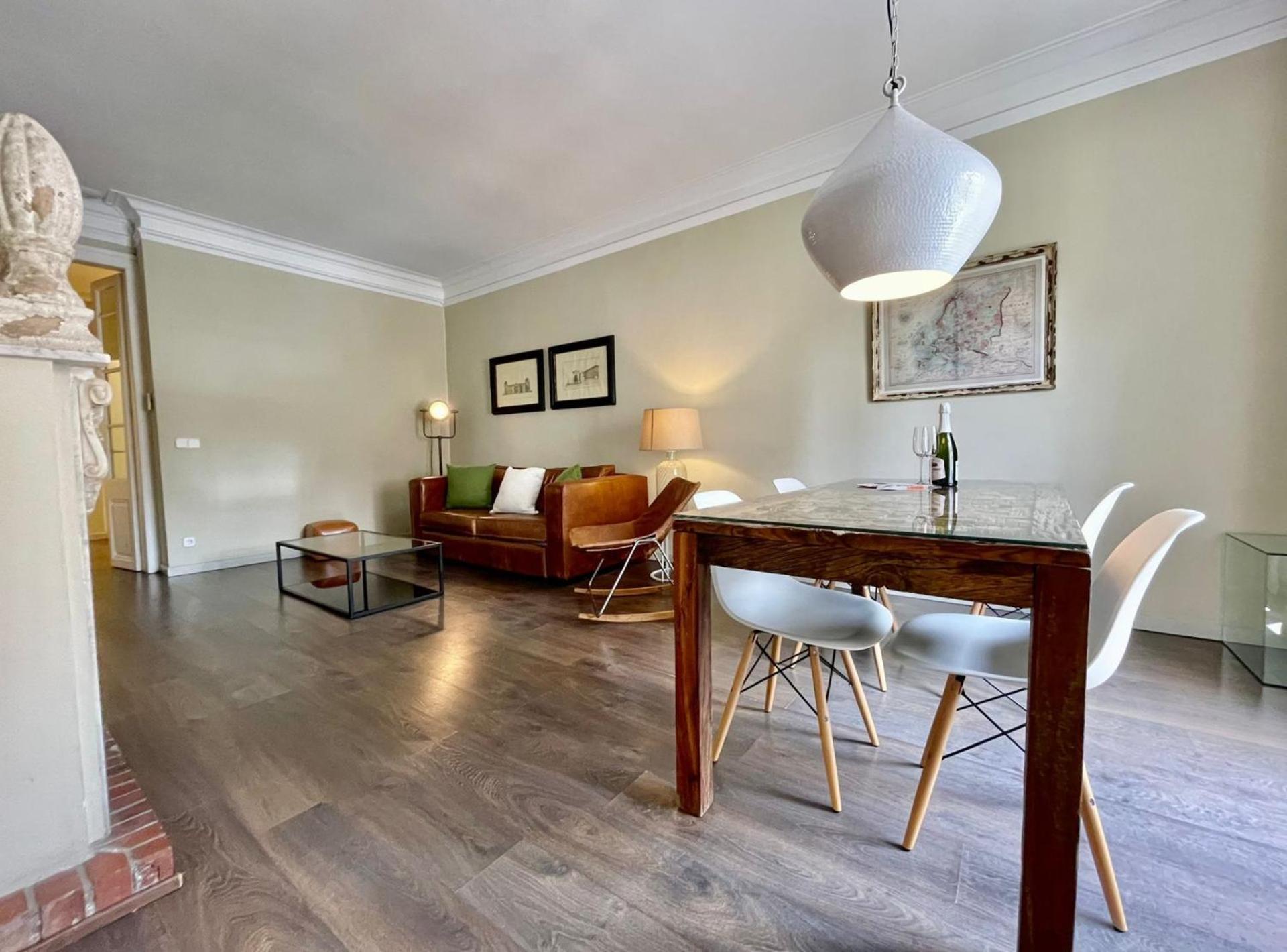 Barcelonaforrent The Place Apartamento