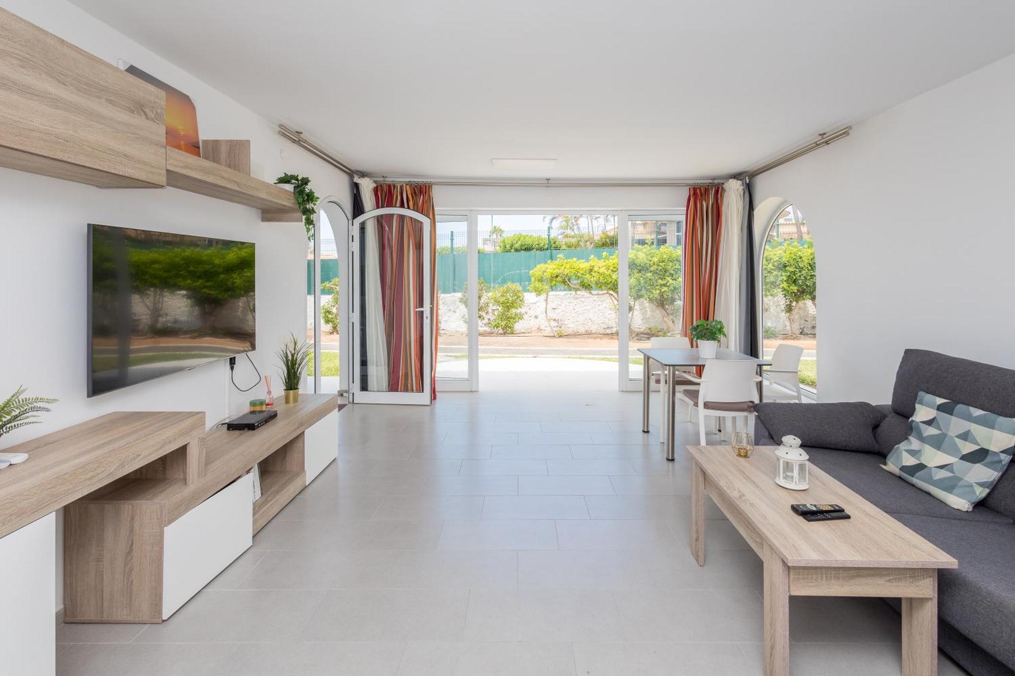 Lightbooking Sun Club Deluxe Playa del Ingles (Gran Canaria)