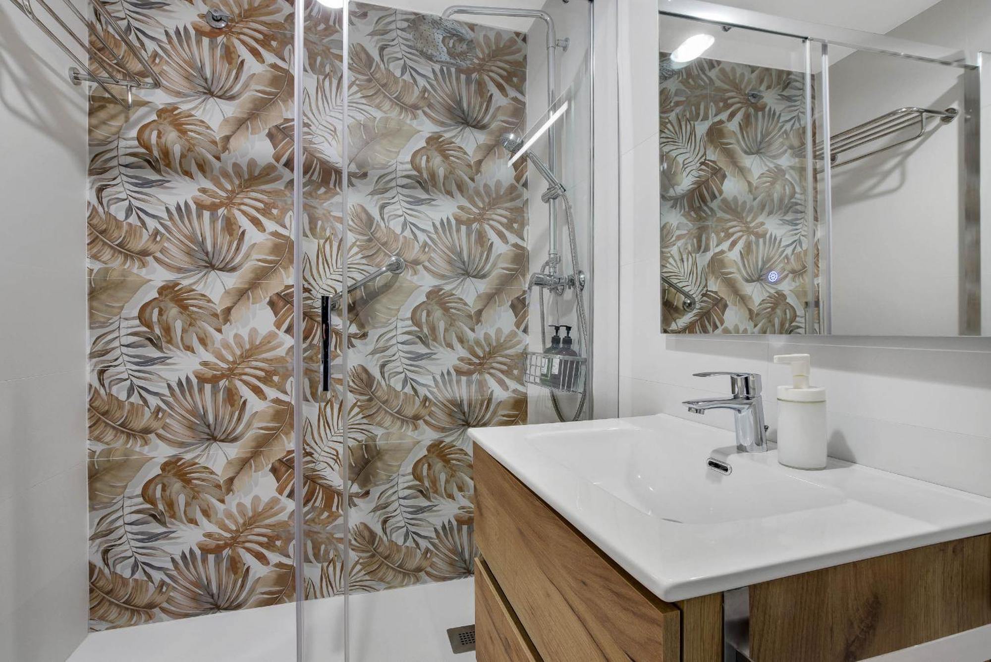 Apartamento Primera Linea De Playa, Aparcamiento Y Wifi Gratis