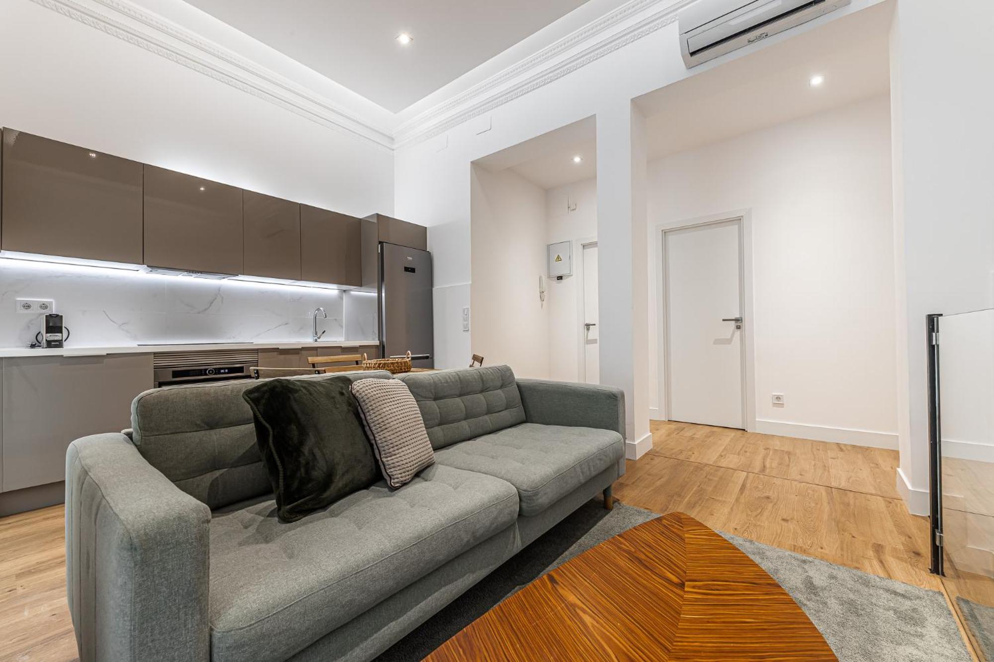 Waou Essence I Anton Martin Apartamento Madrid