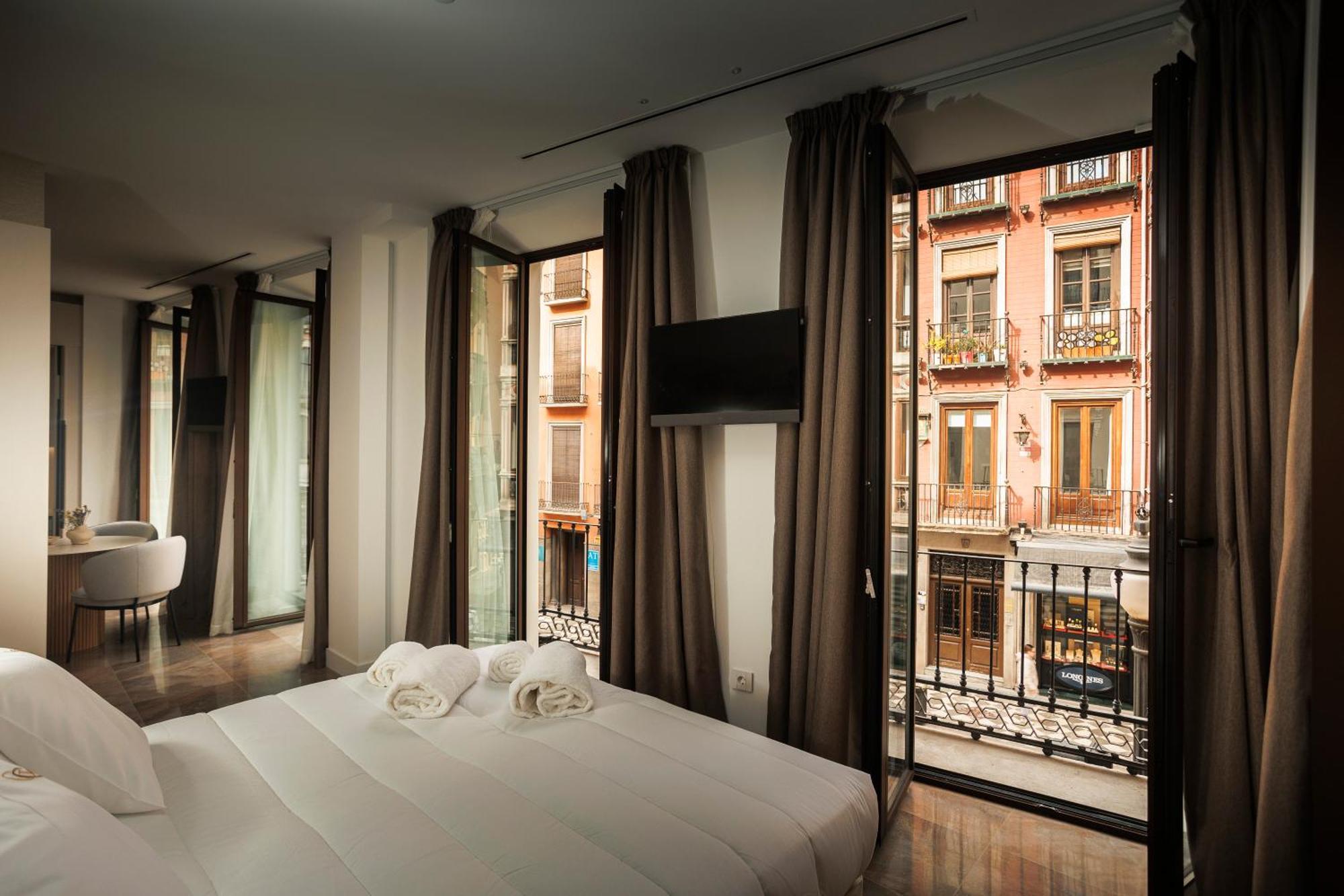 Aparthotel Corral Del Carbon Gg
