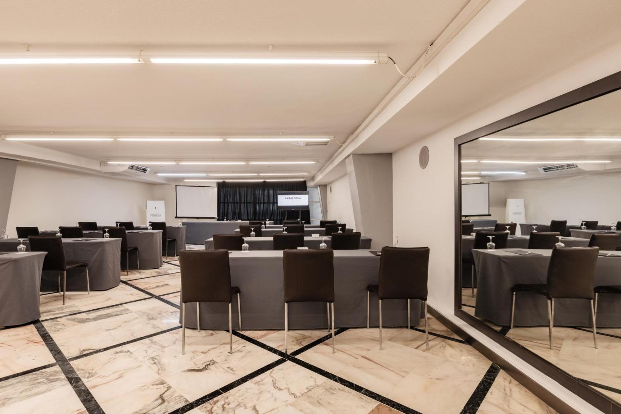 Hotel Catalonia Vegas - Adults Only