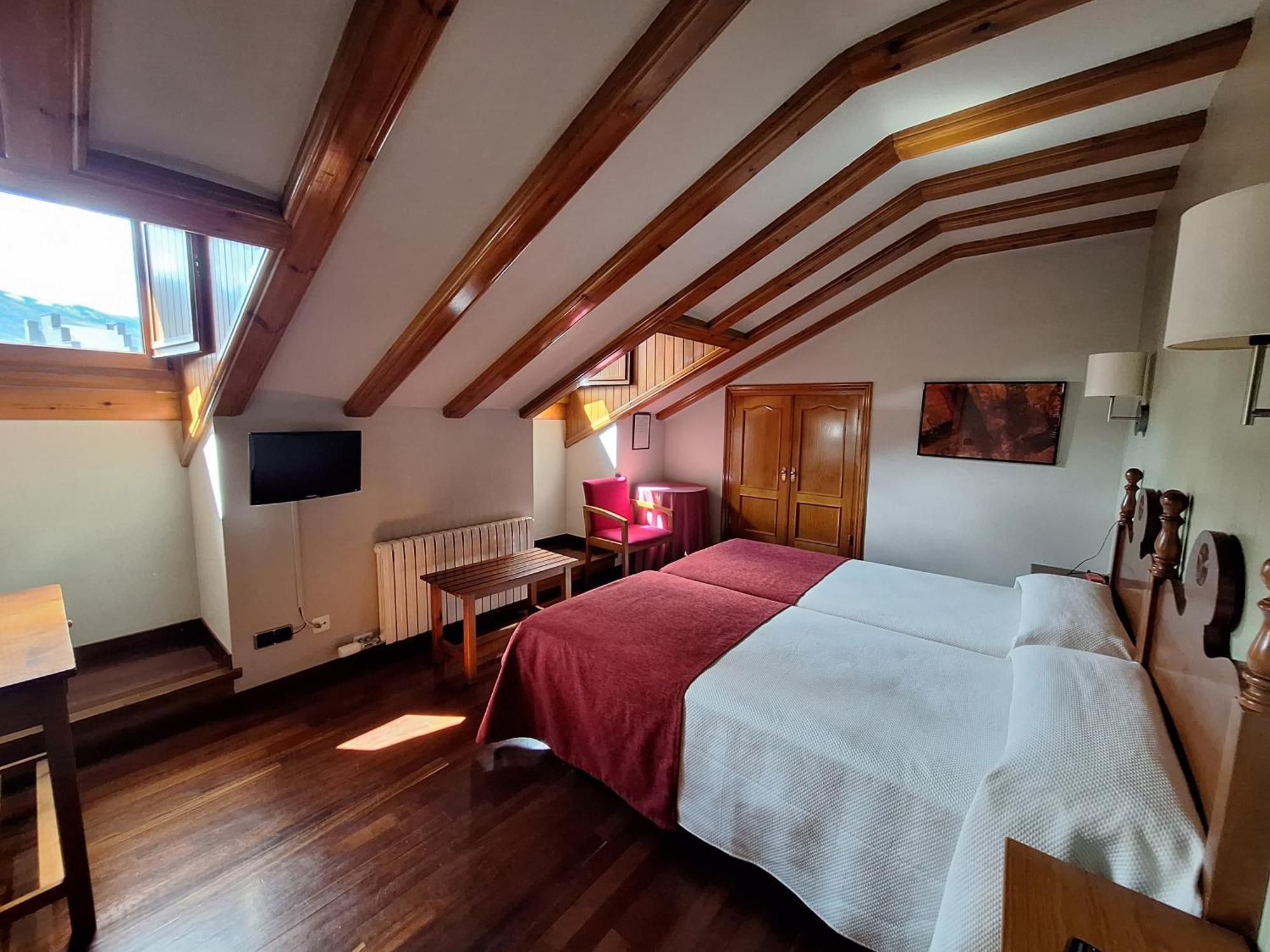 Aragueells Hotel