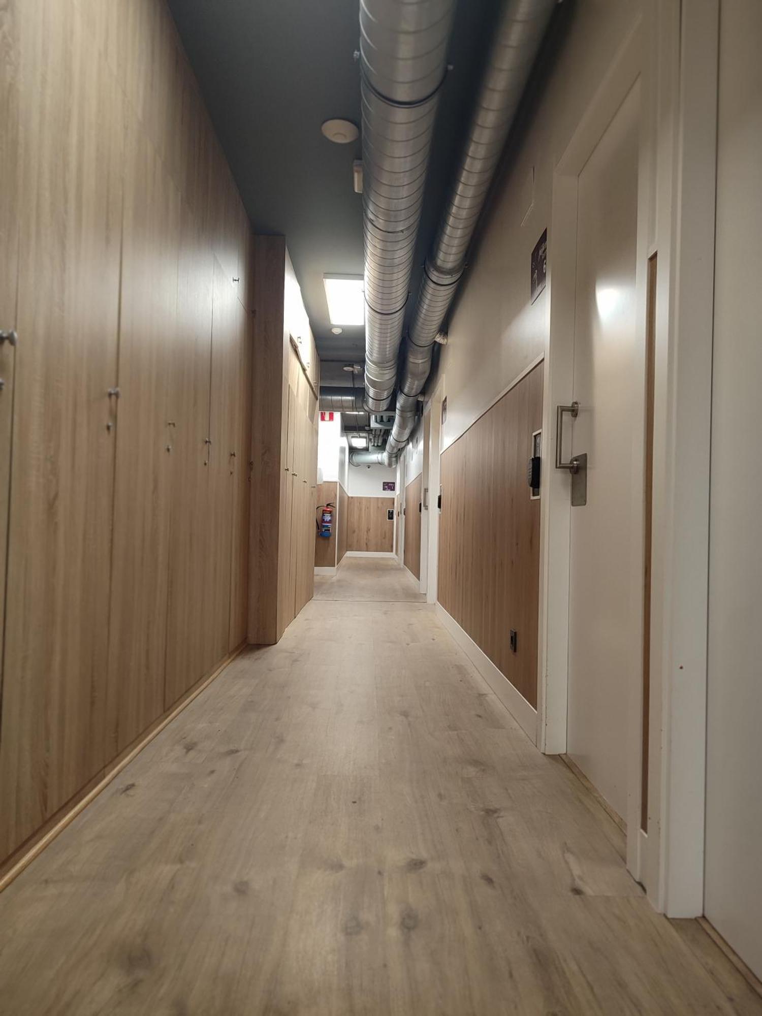 Metropolitan By Bossh Hostal
