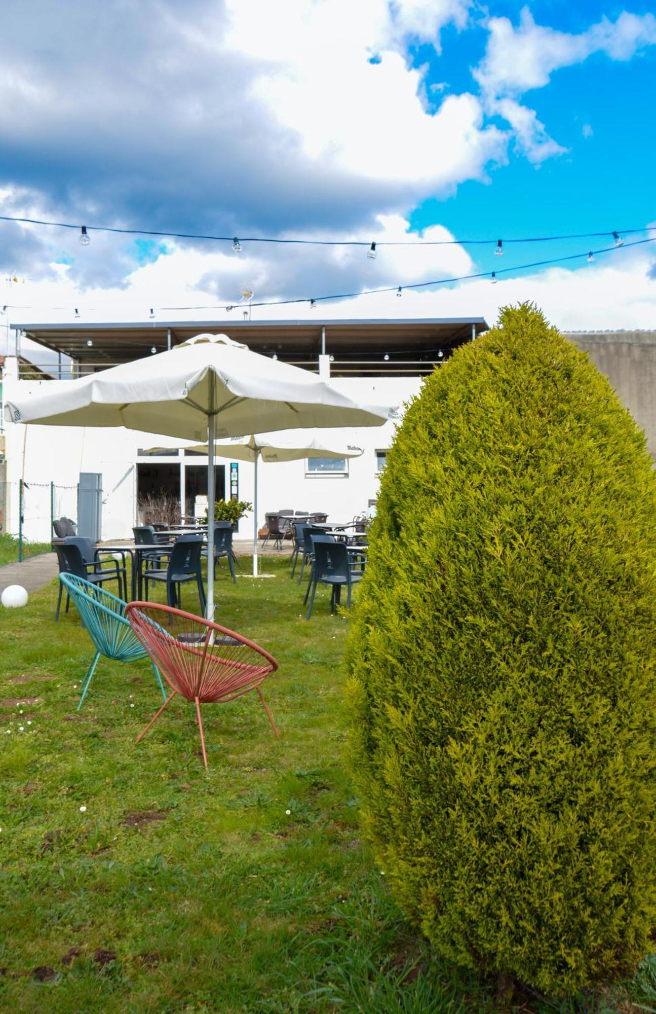 Hostel Albergue Melide *