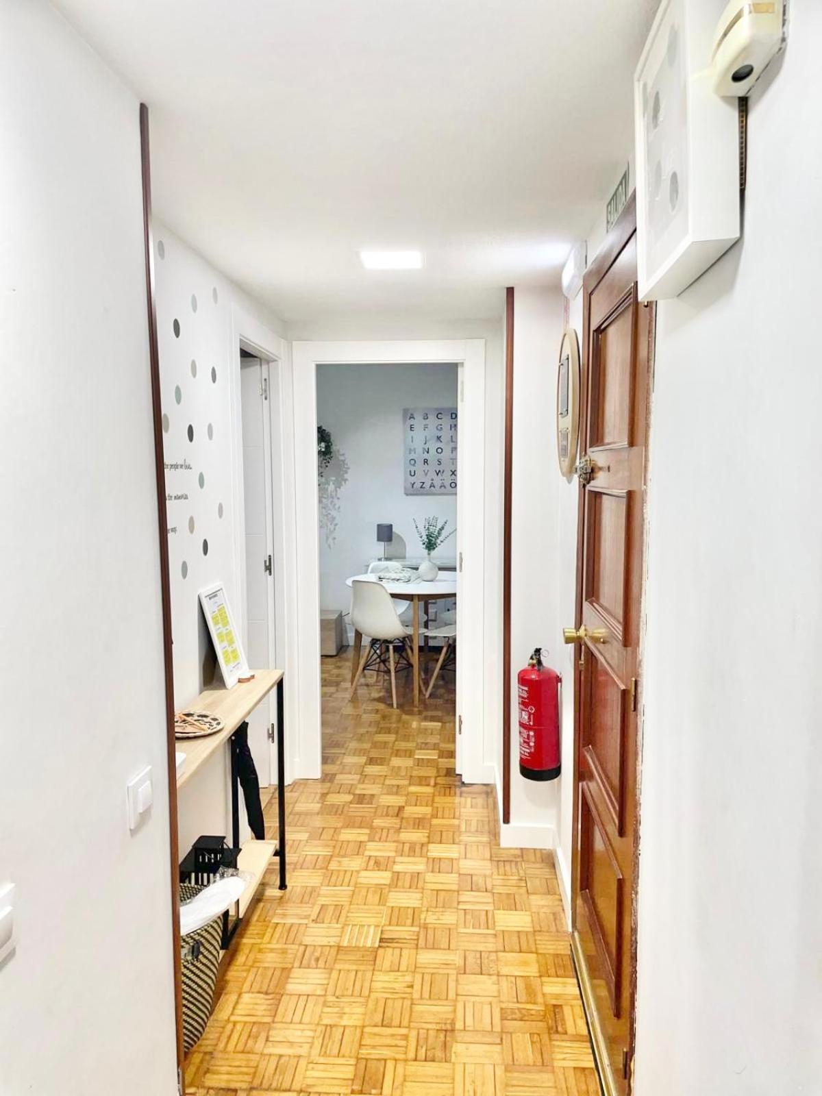 Tranquilidad Al Lado Del Centro Parking Incluido Apartamento *
