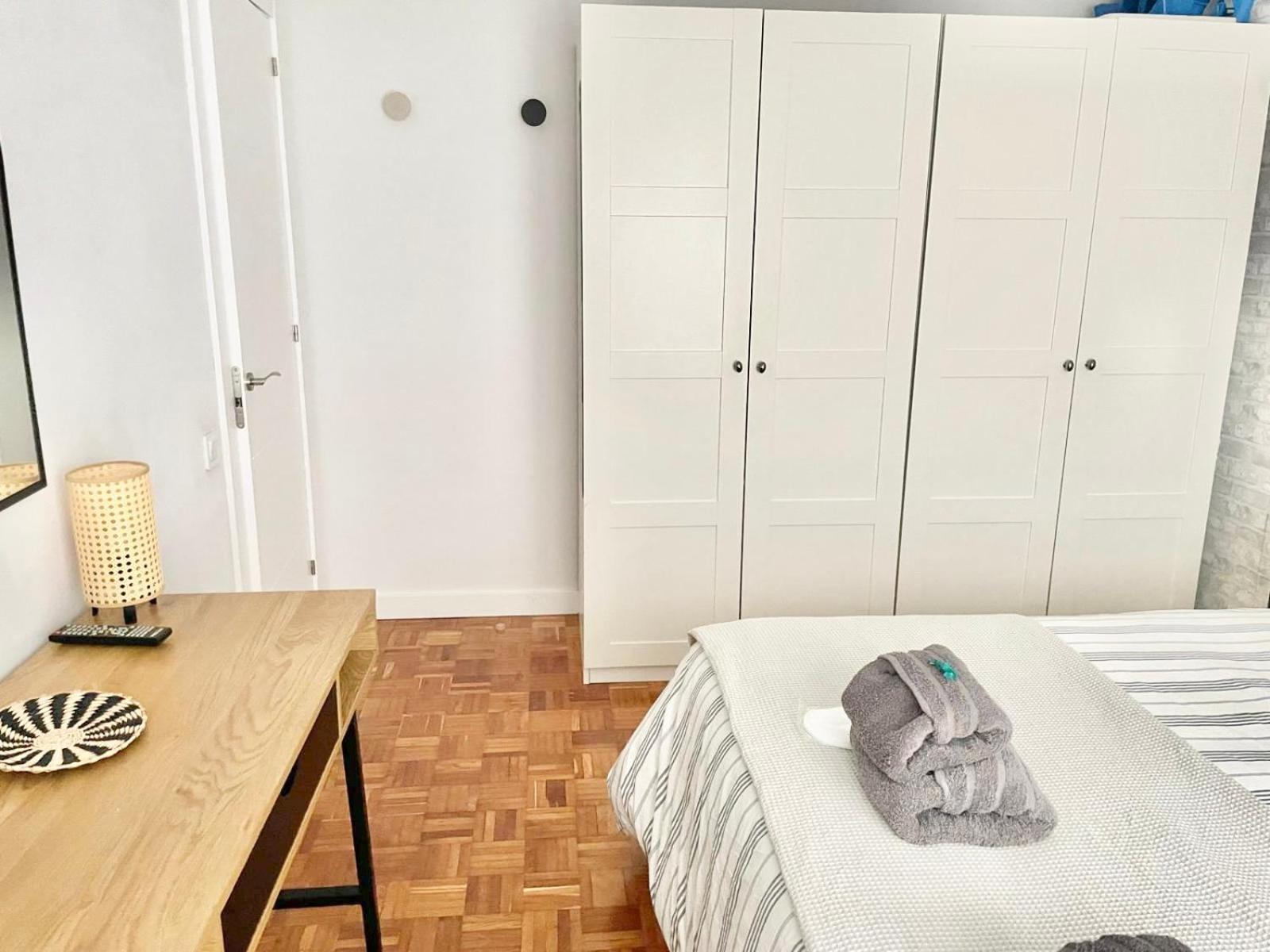 Tranquilidad Al Lado Del Centro Parking Incluido Apartamento *