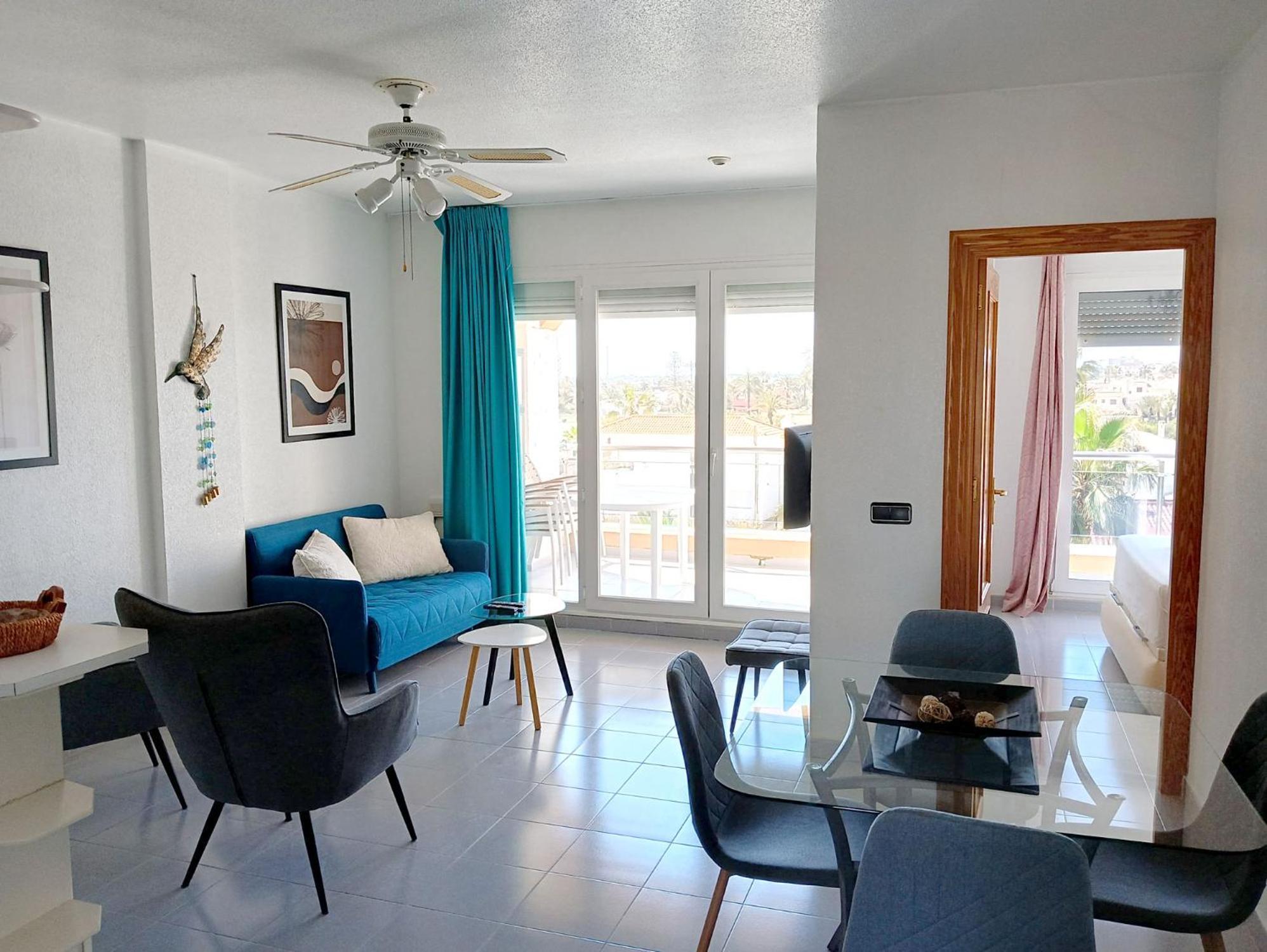 Beachfront Primera Linea 3-02 *