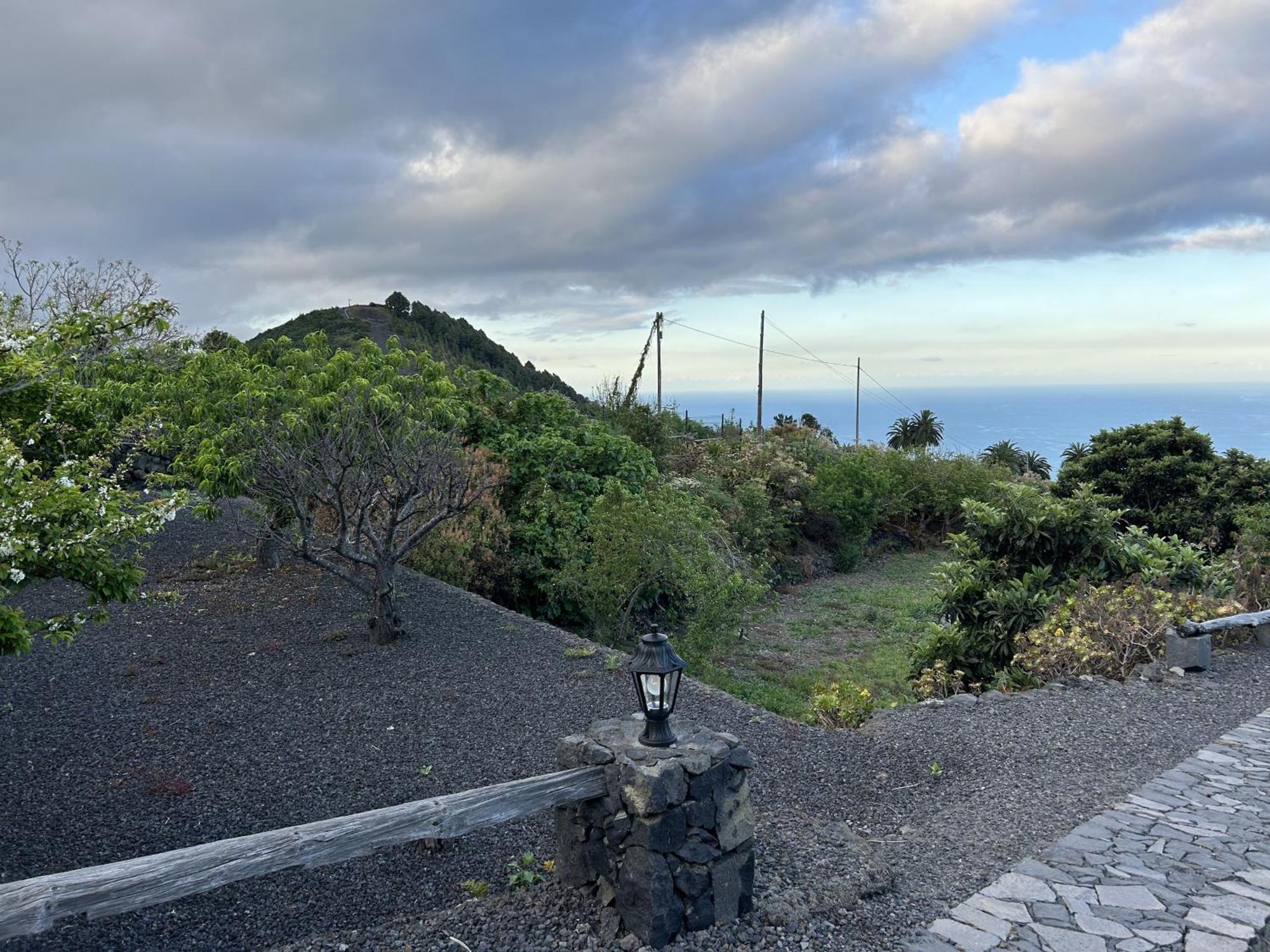 Preciosa Casa Canaria Vista Mar Y Montana El Encanto De Lita Сasa de vacaciones Mazo