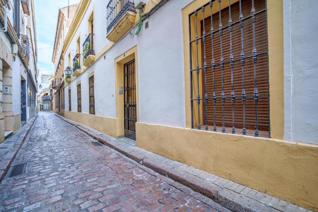 Apartment Puerta De Cordoba- Exterior Con Balcones Cordoba