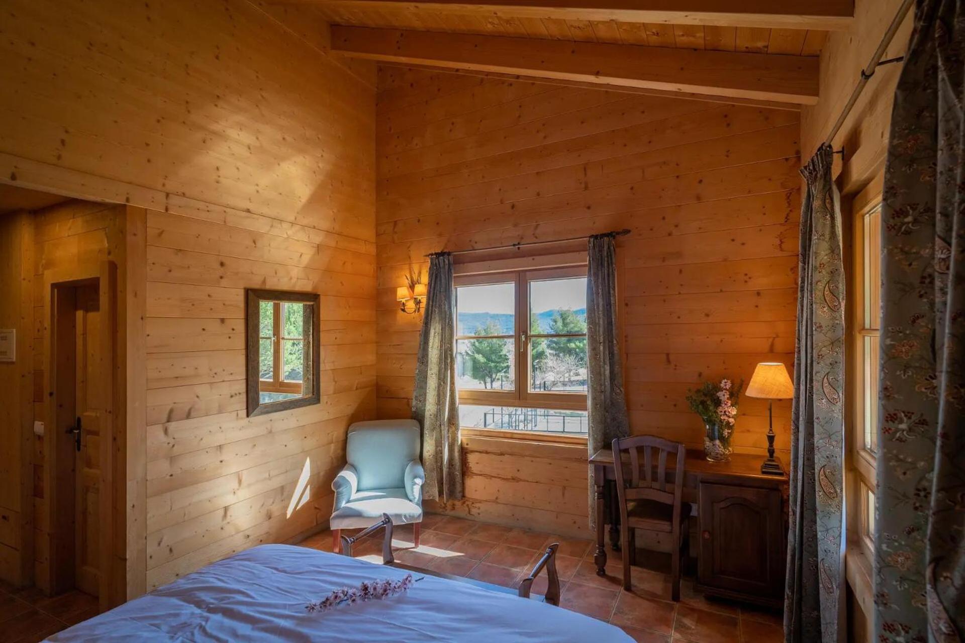 Aras Rural Hotel