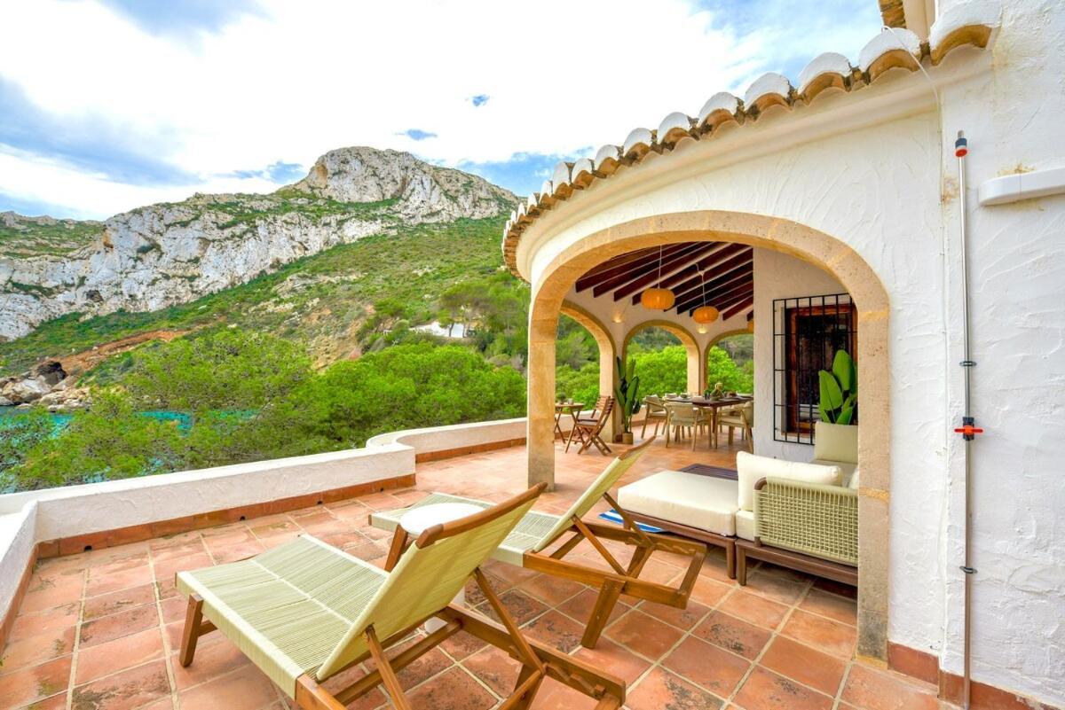 Breathtaking Sea Views, Cala Granadella, Free Parking Сasa de vacaciones