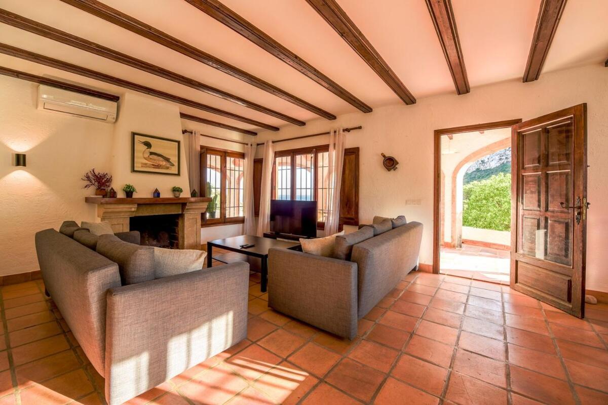 Breathtaking Sea Views, Cala Granadella, Free Parking Сasa de vacaciones