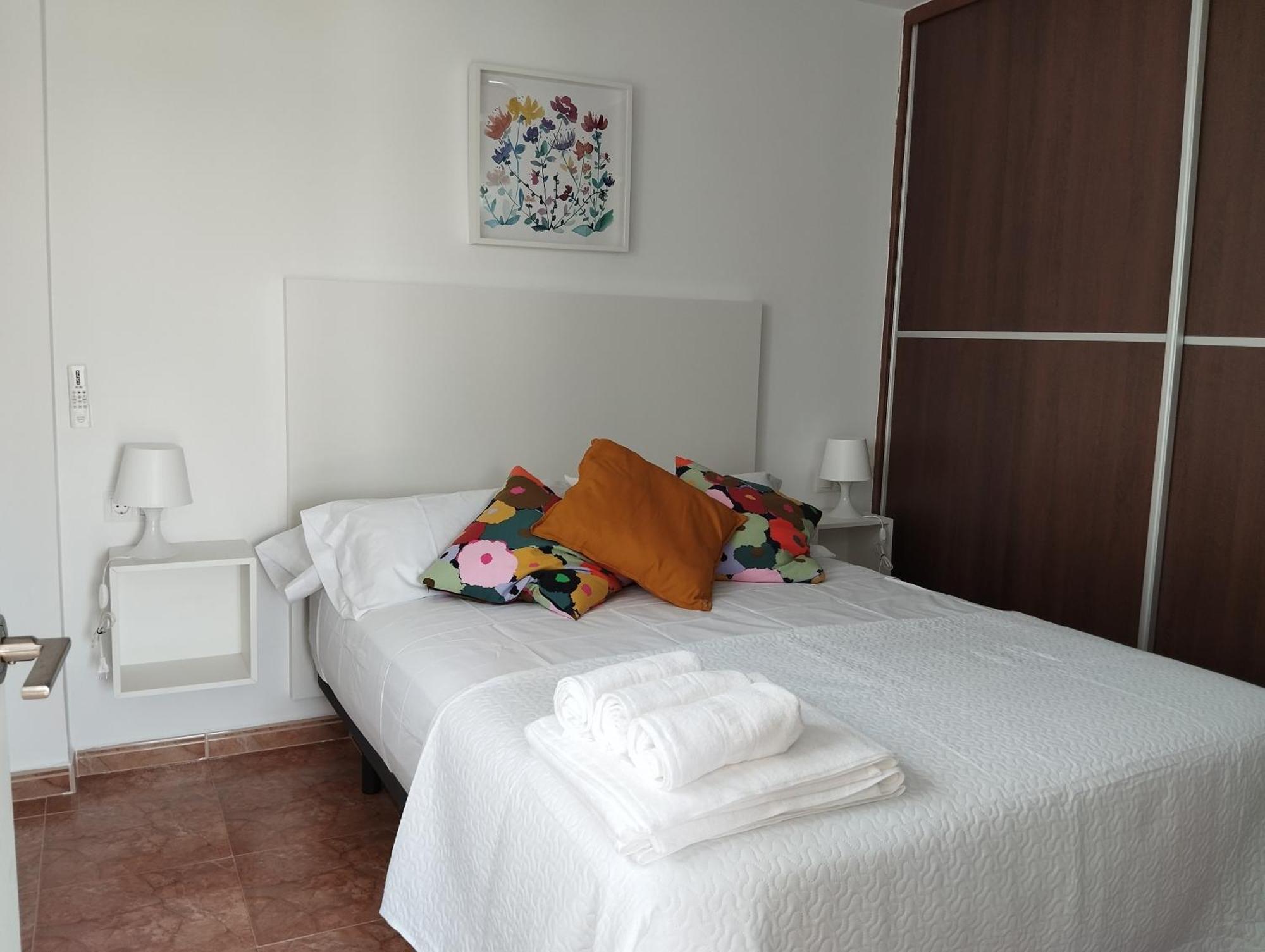 Lidia Planta 2, La Carihuela 1ª Linea Playa, Vistas Mar, Buhardilla 1 Dormitorio, 40 M2, 1-3 Huesped, Terraza, Wifi Apartment