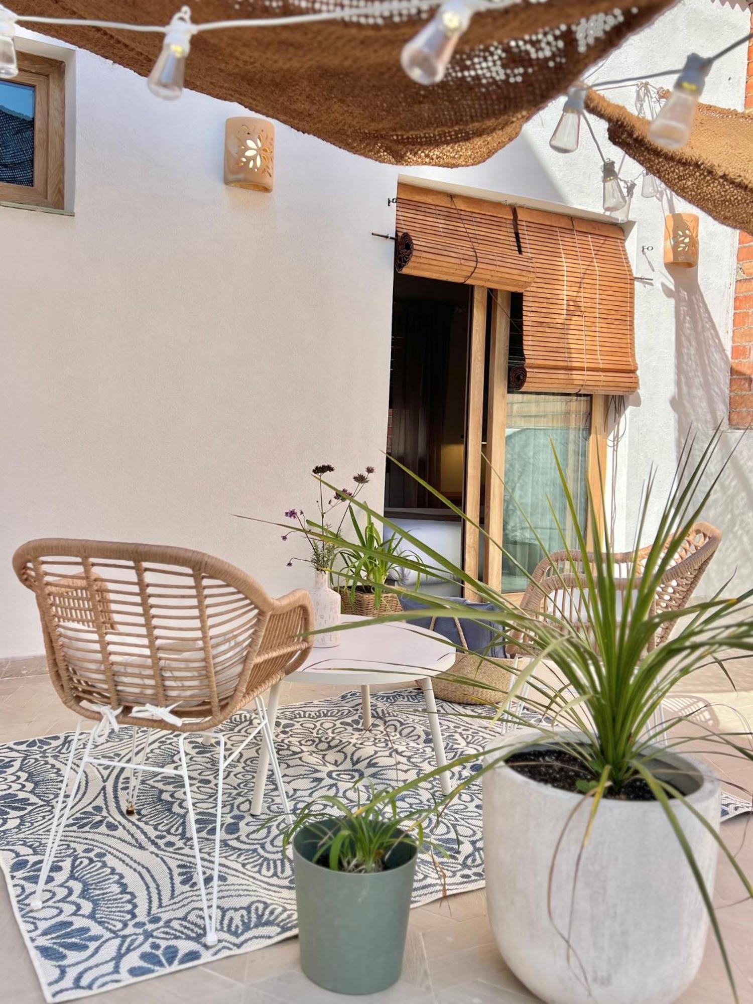 Apartahotel Montroig 5 Boutique