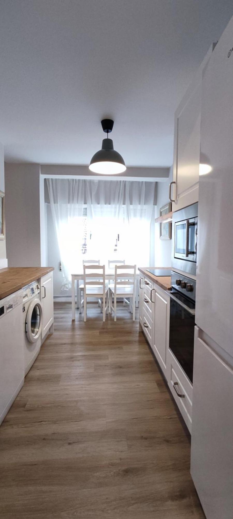 Centrico Espacioso Y Muy Luminoso Apartamento