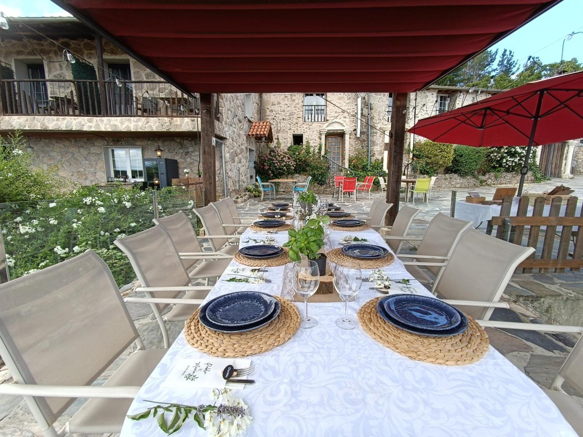 Casa Dos Muros Y Actividades En La Ribeira Sacra Country house