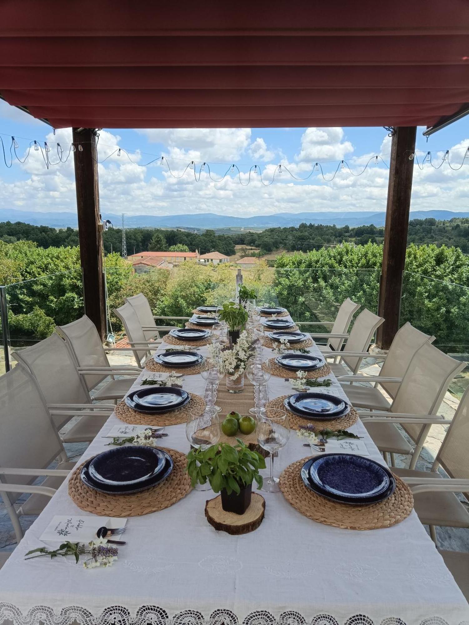 Casa Dos Muros Y Actividades En La Ribeira Sacra Country house *