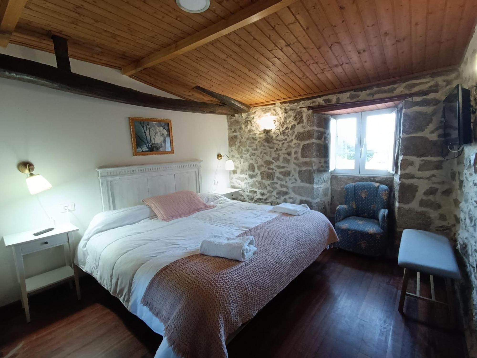 Casa Dos Muros Y Actividades En La Ribeira Sacra Country house *
