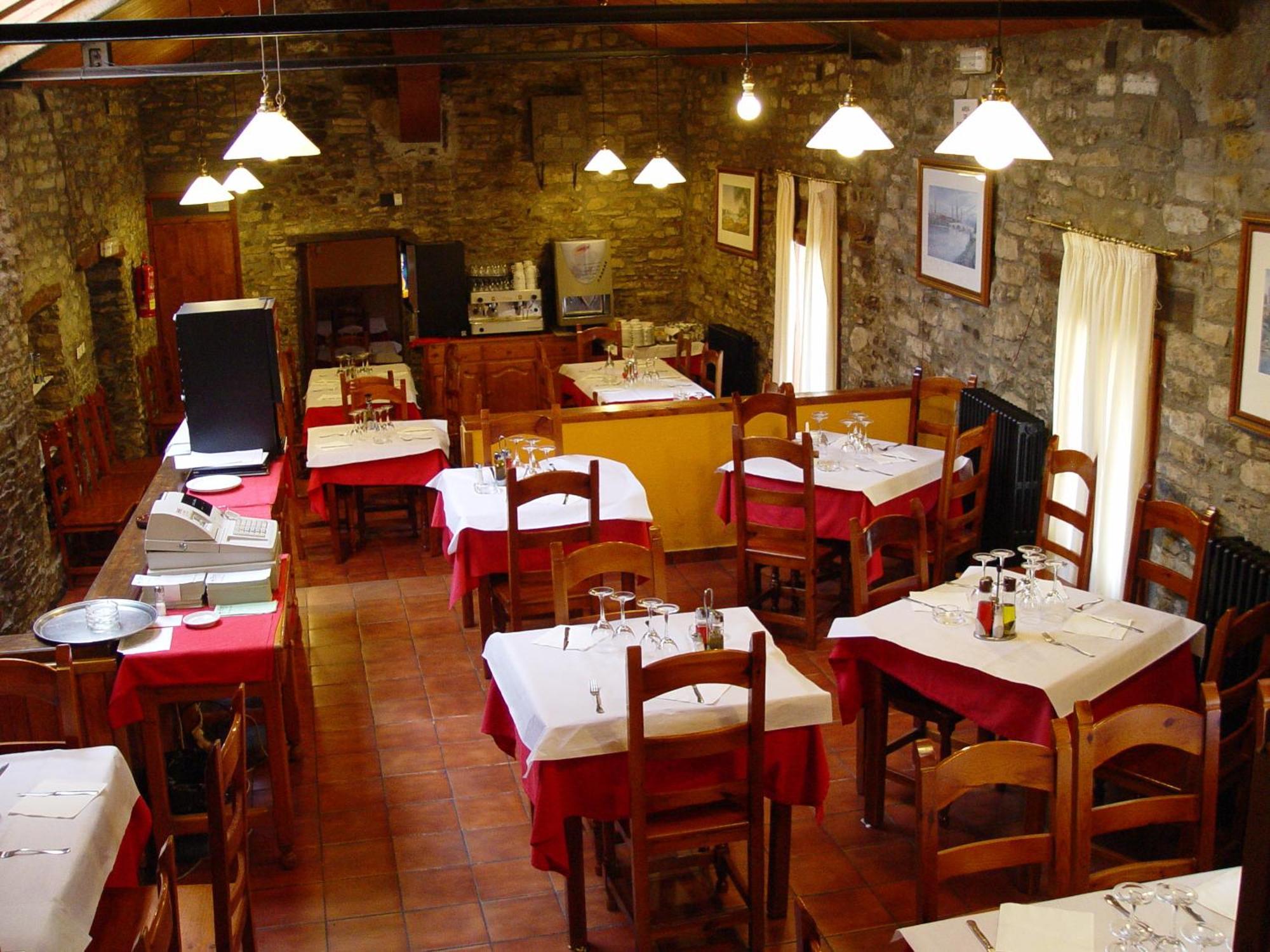 Hostal Residencia Aínsa