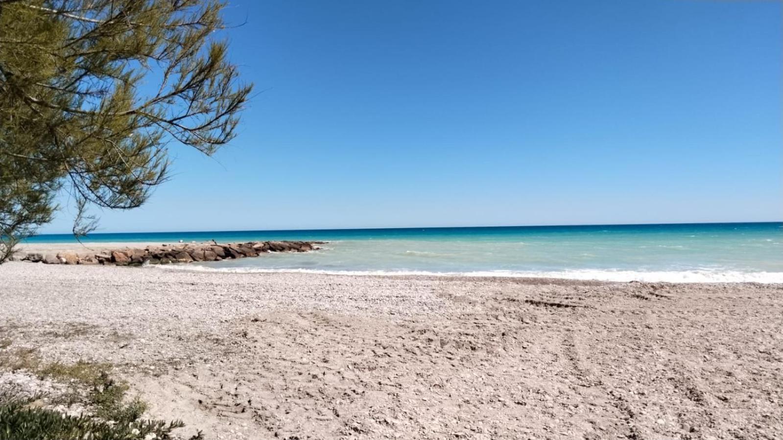 En Playa A Tan Solo 300 Metros