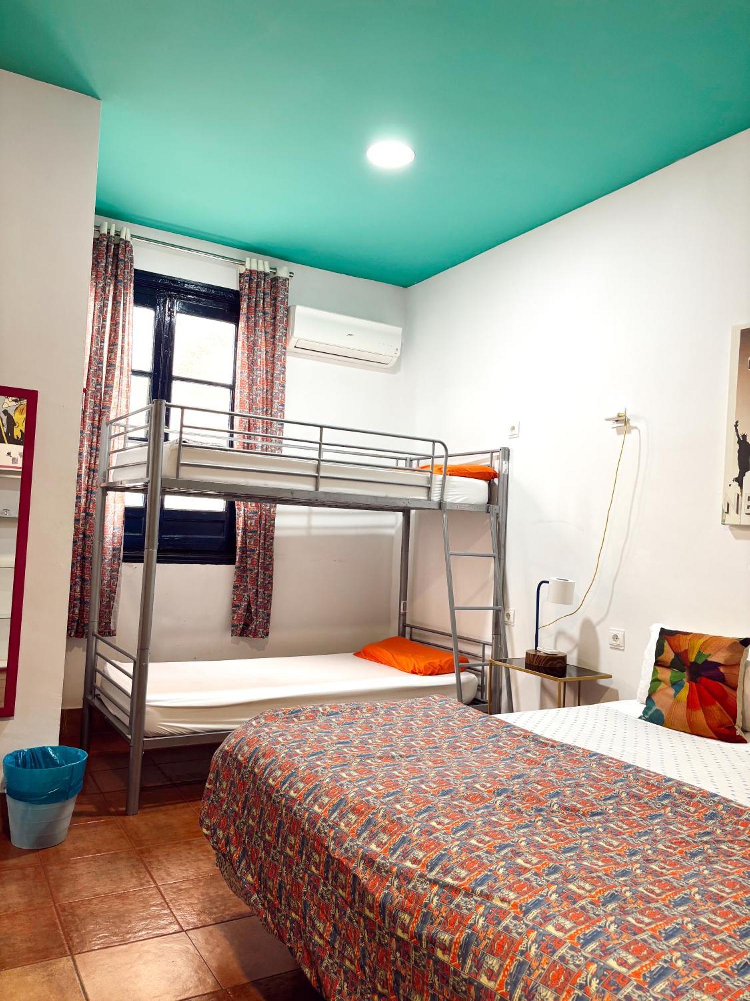 Rio Hostal *