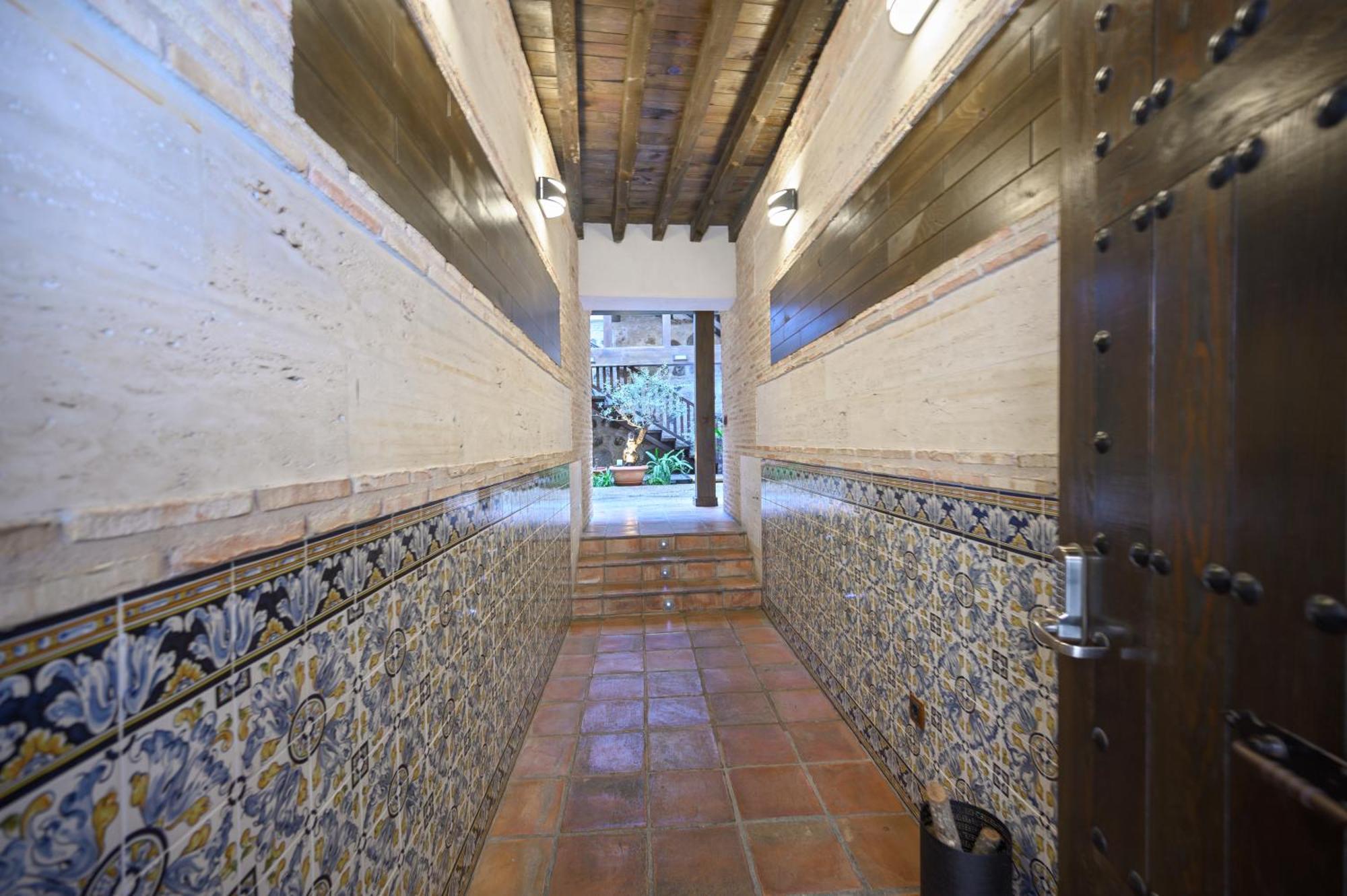 El Patio De *