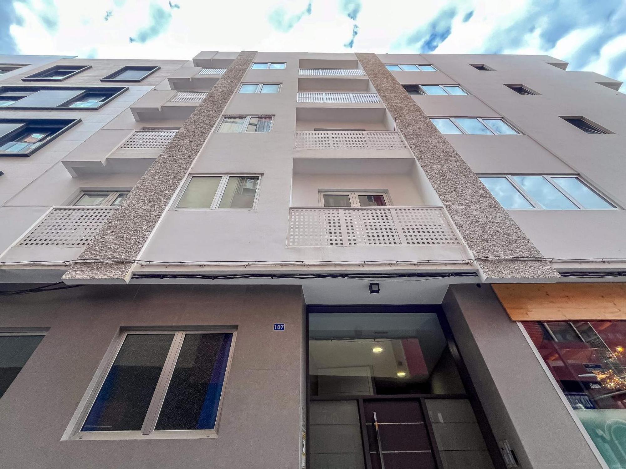 Studio 21 Playa Las Canteras fast wifi