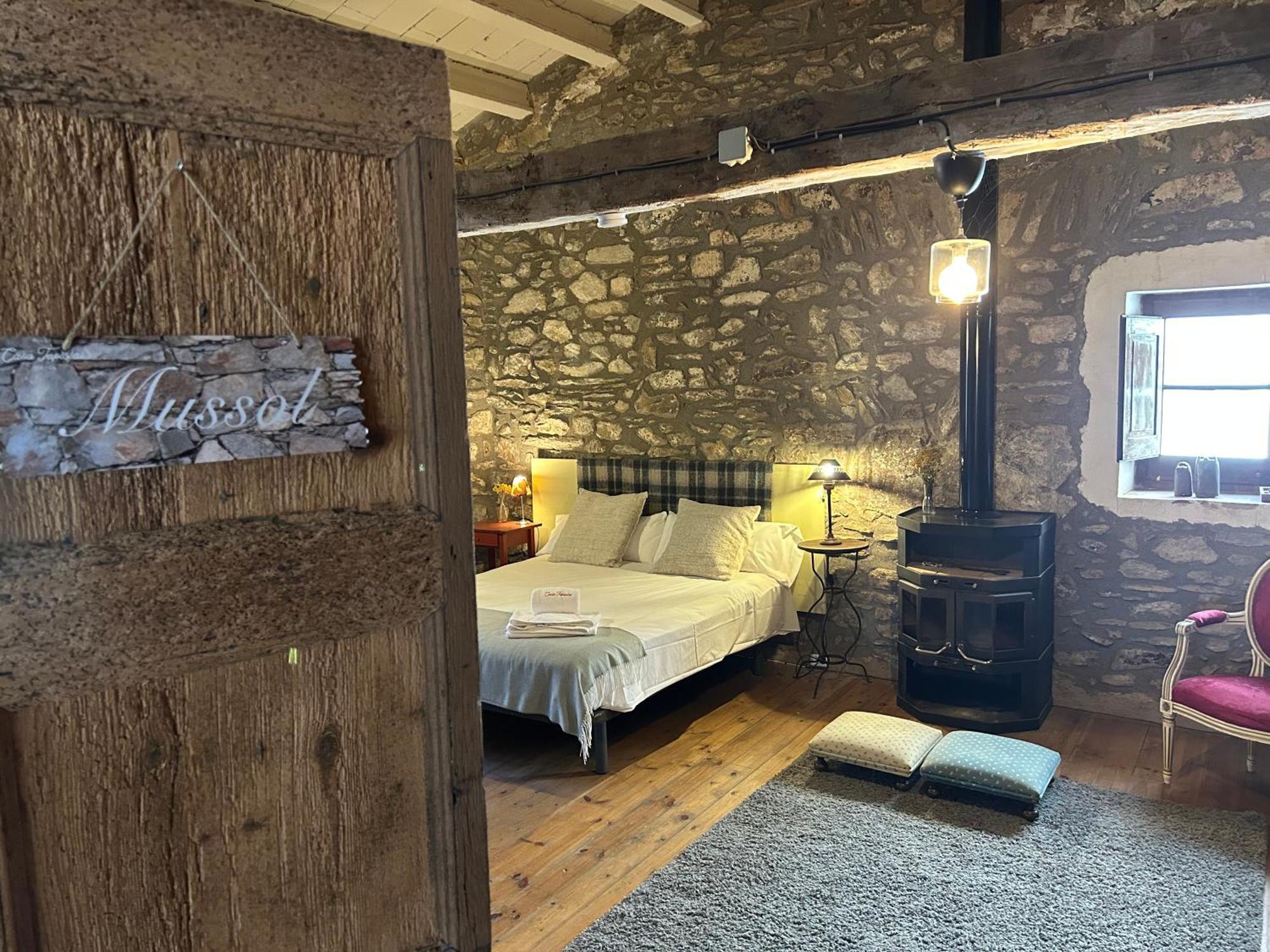 Casa Tapiolas Rectoría Casa rural Molló
