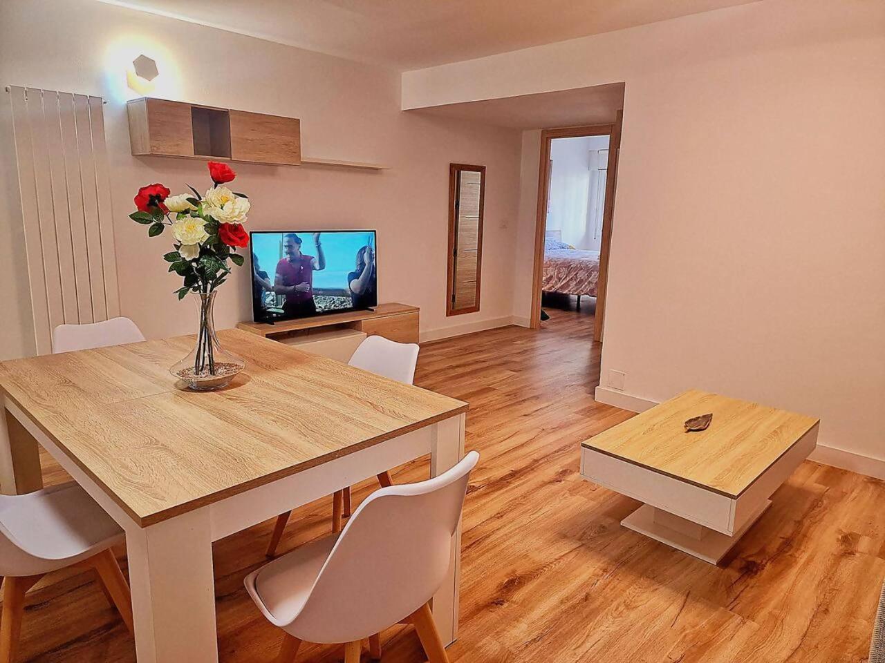 Ave Apartment