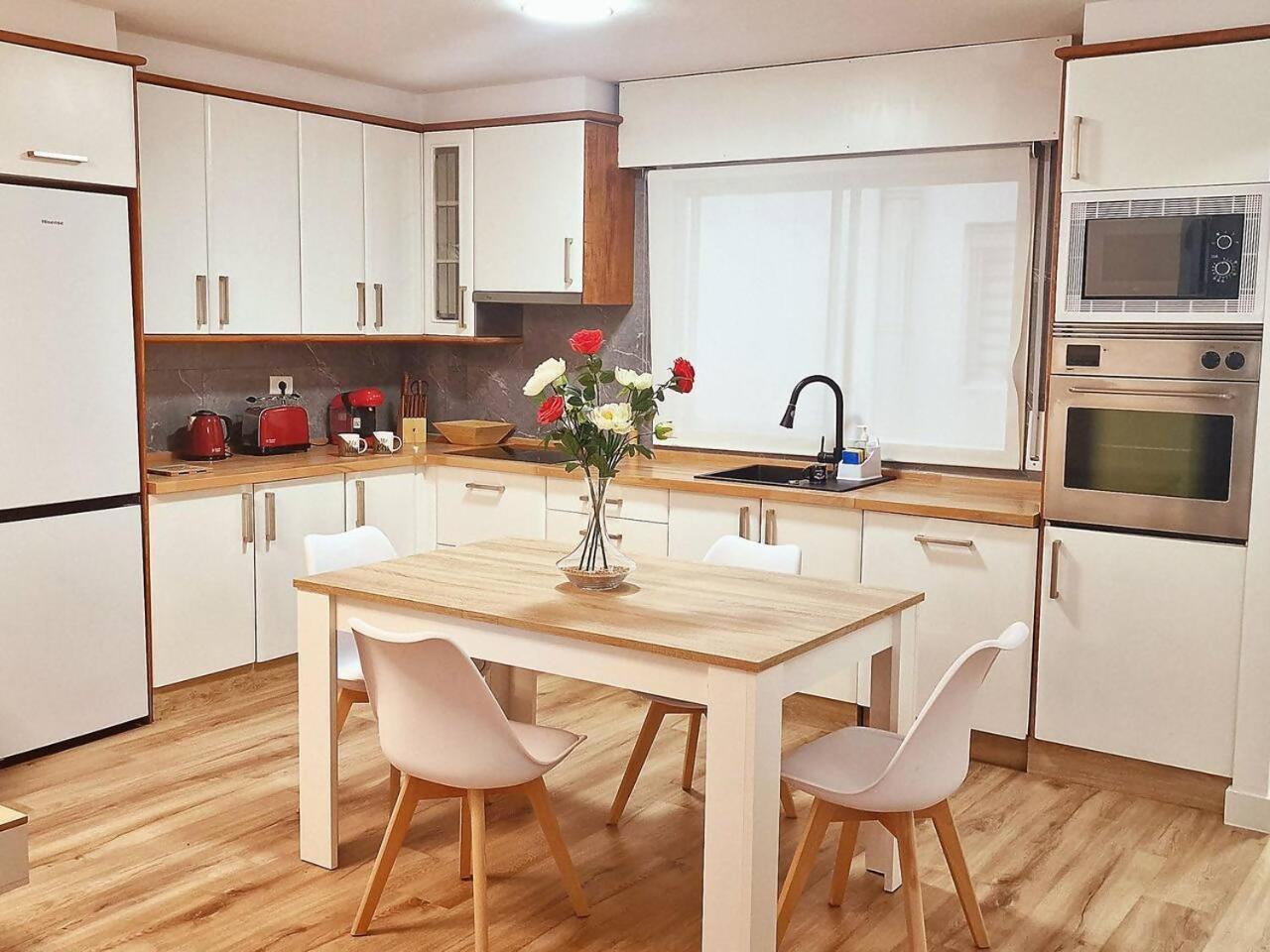 Ave Apartment *