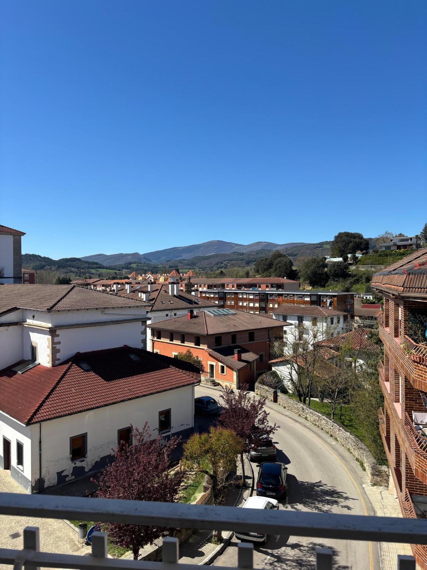 Centrico Espacioso Y Muy Luminoso Apartamento