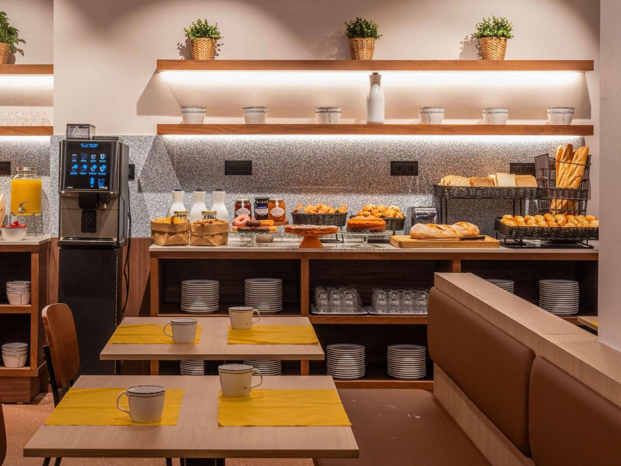 Ibis Styles Ramiro I Zaragoza