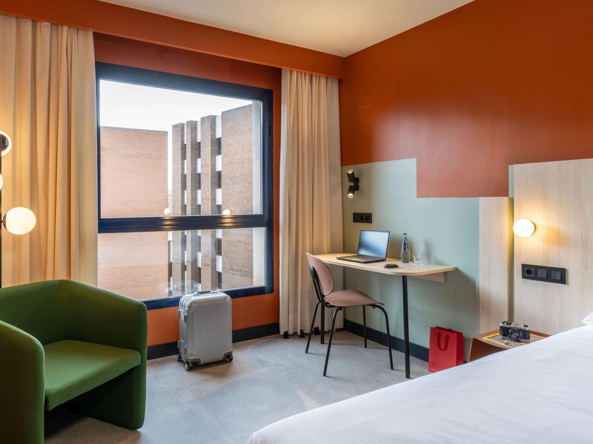 Ibis Styles Ramiro I Hotel 3*