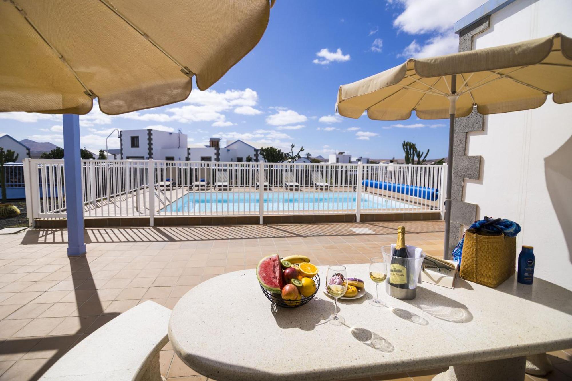 & Tao Mazo Villa