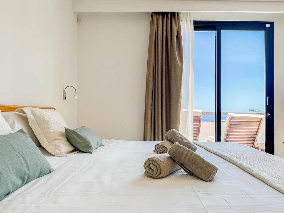 Edem piscina climatizada Playa del Hombre Apartamento Telde