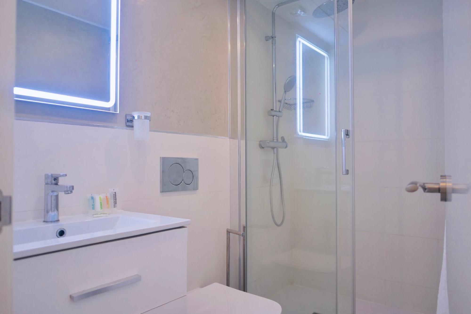 Myra Apart-hotel Guest house Marbella