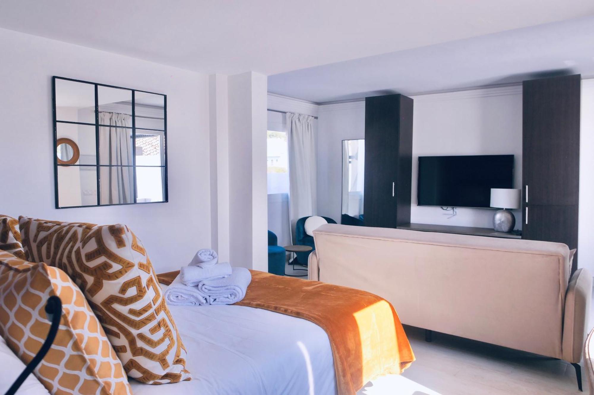 Myra Apart-hotel Marbella