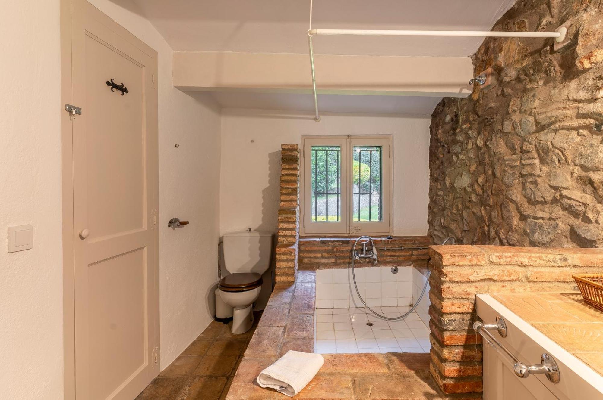 Casa El Moli De Burjats Con Piscina Y Chimenea Сasa de vacaciones Mont-ras (Montrás)