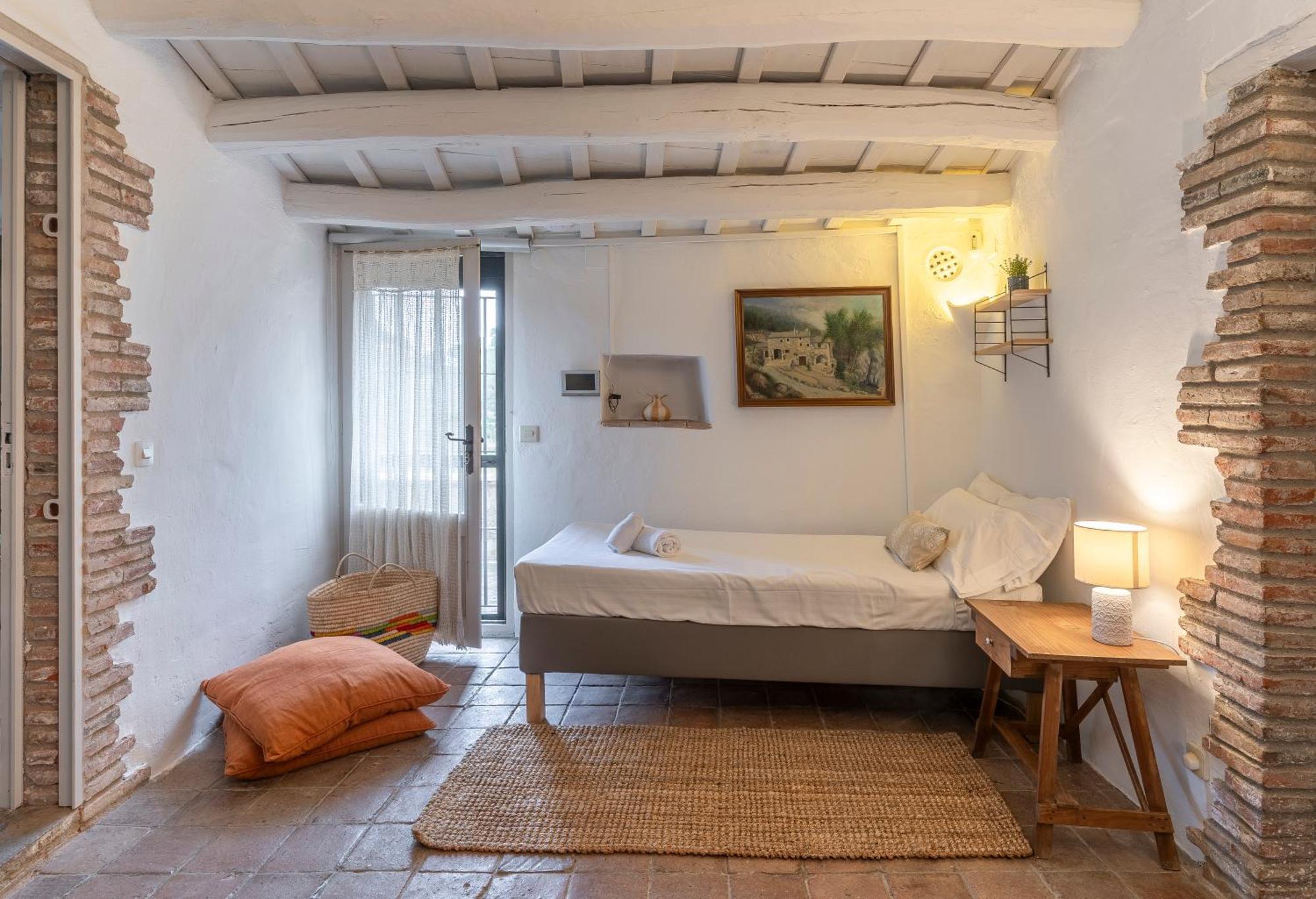 Сasa de vacaciones Casa El Moli De Burjats Con Piscina Y Chimenea Mont-ras (Montrás)
