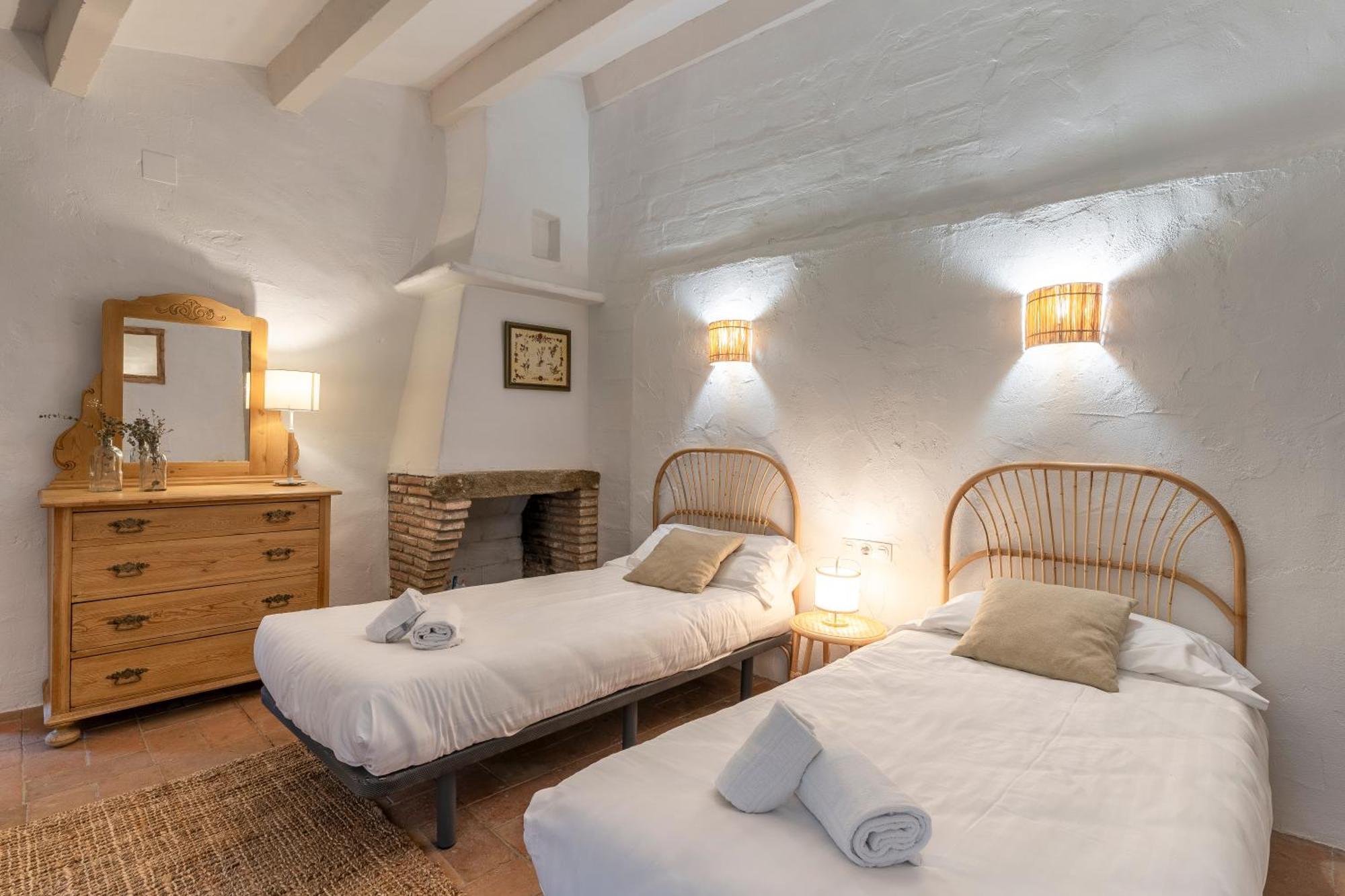 Сasa de vacaciones Casa El Moli De Burjats Con Piscina Y Chimenea *