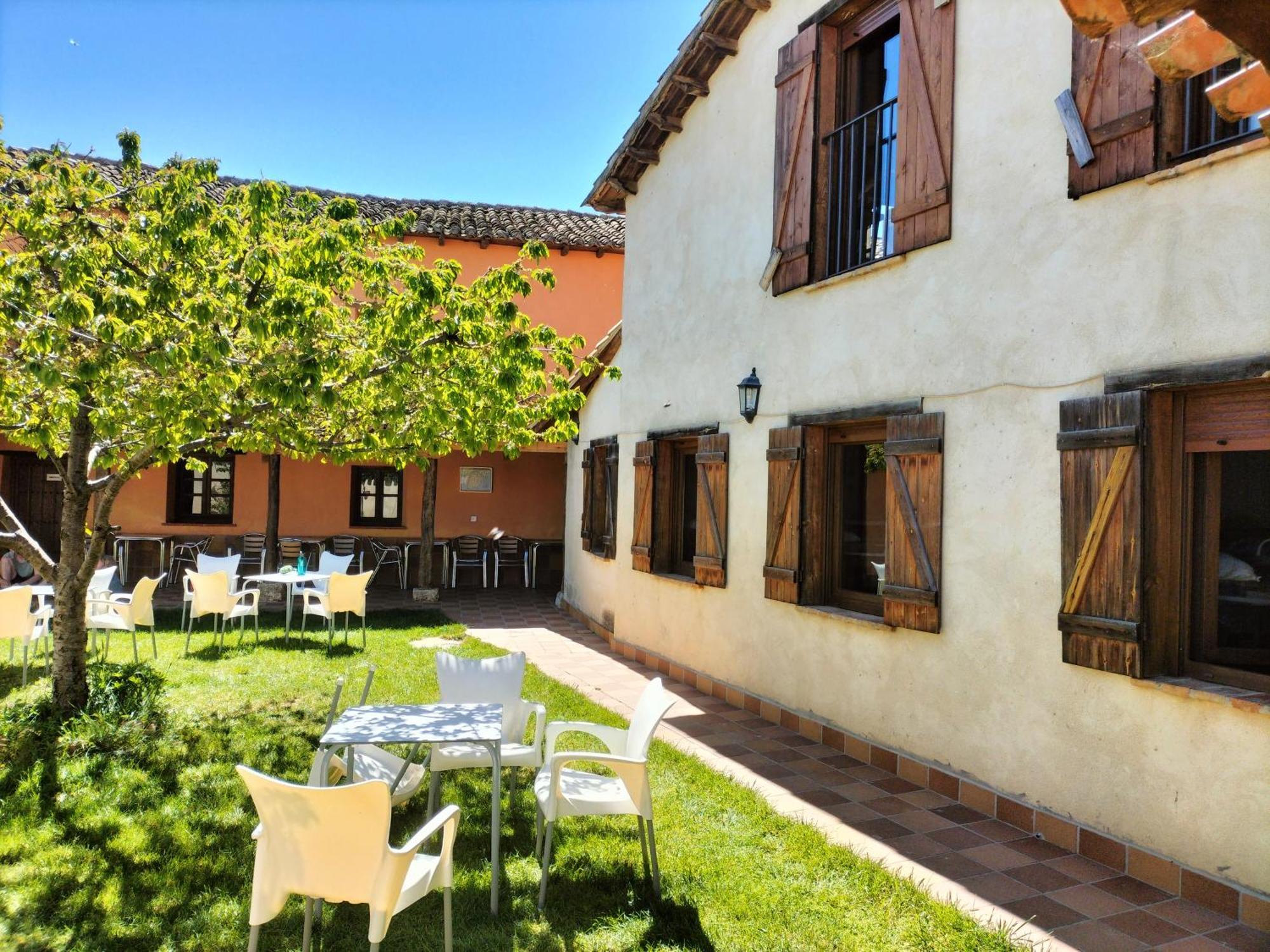 Don Camino Cost Villalcazar de Sirga