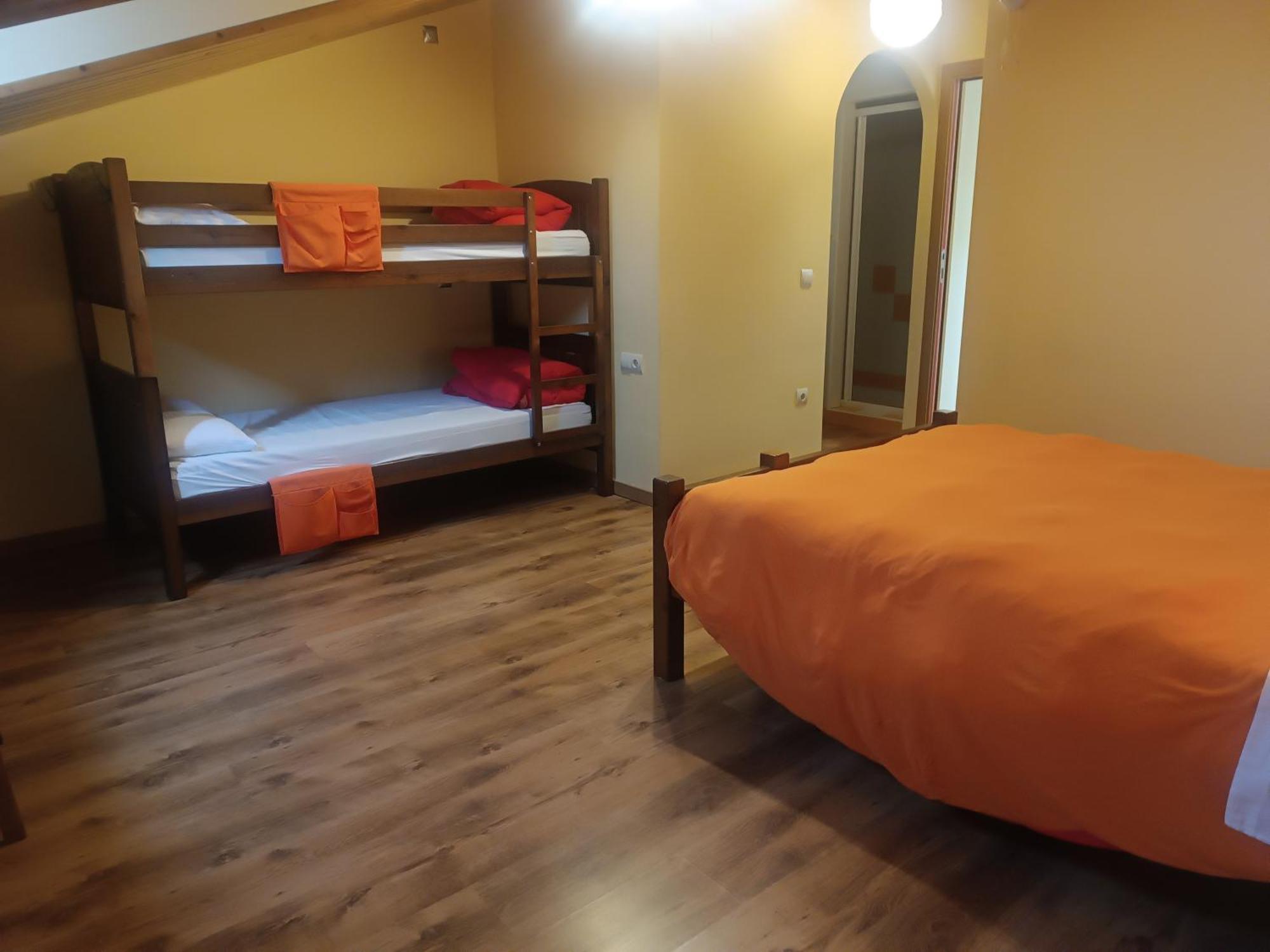 Hostel Mora De Nuei